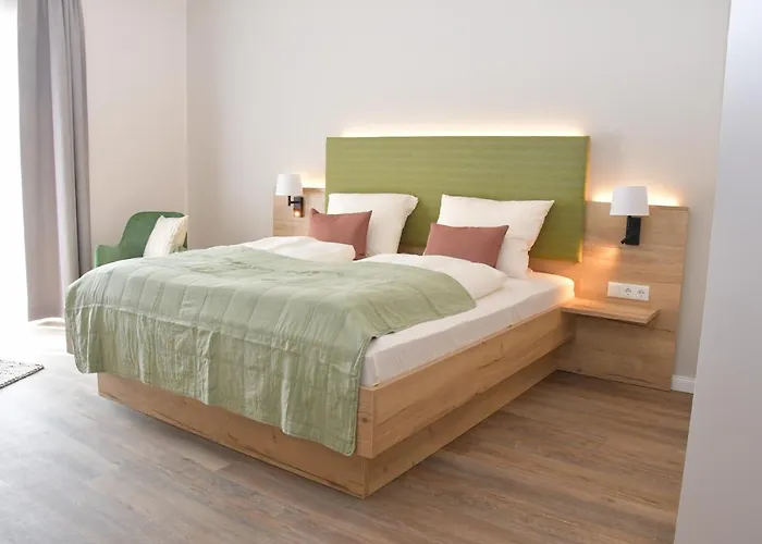 Hamester - & Restaurant * Basthorst (Schleswig-Holstein)